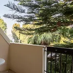 Apollon Hotel 2*
