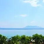Apollon Hotel 2*