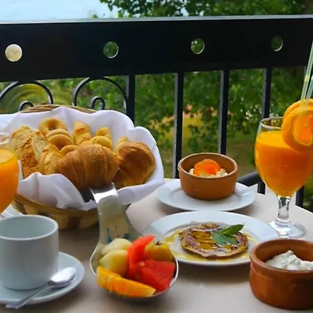 Hotell Apollon 2*
