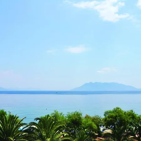 Apollon Hotel 2*