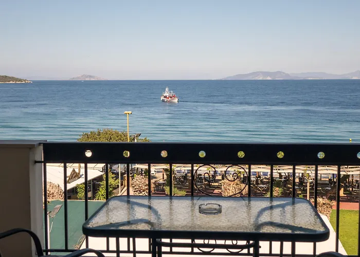 Apollon Hotel 2*